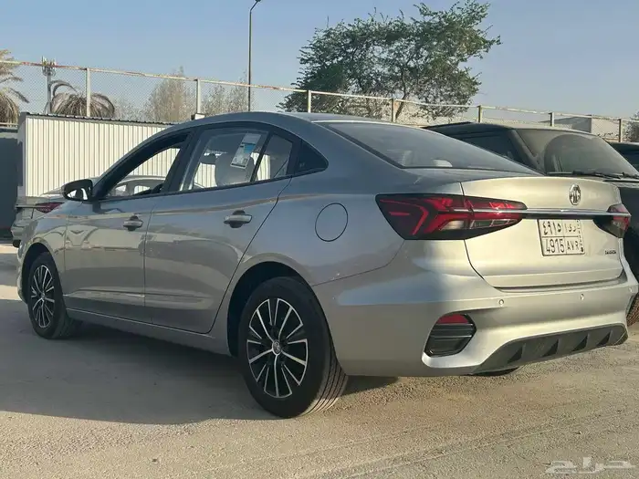 سيارات للايجار اليومي والشهرى 4