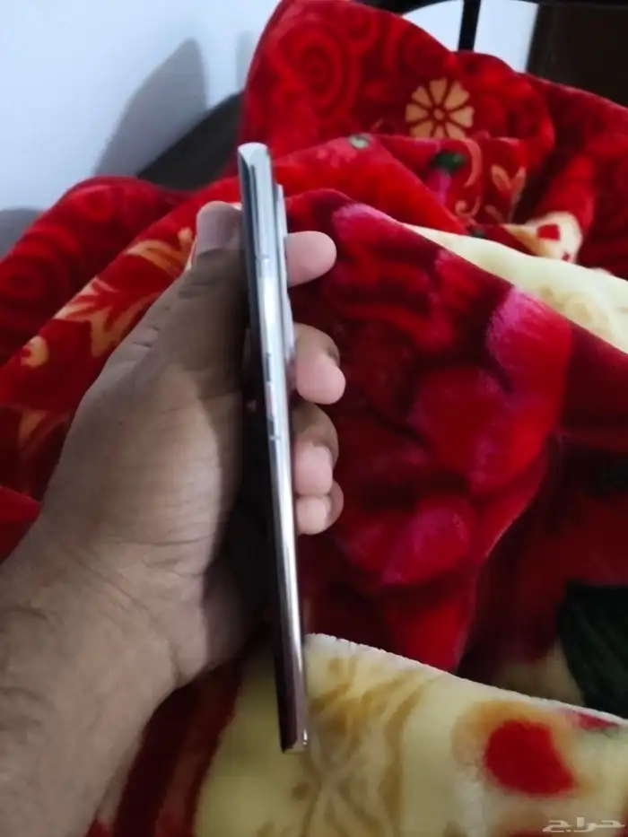 Huawei p50 pro condition used but New mobile box and charger 2