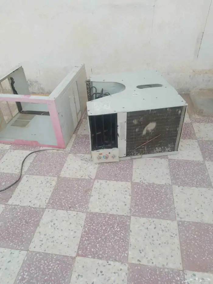 مكيف اللبيع احيانا يشتغل واحيانا مايشتغل 0
