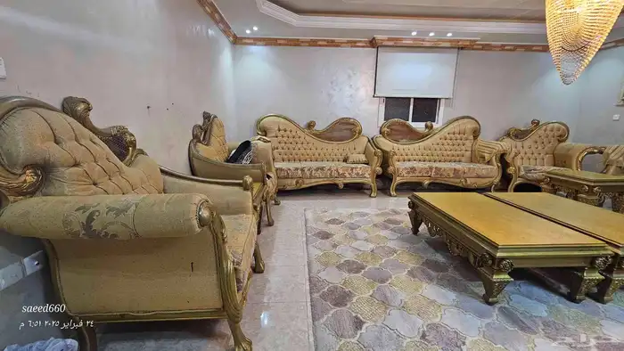 طقمين كنب ملكي 8