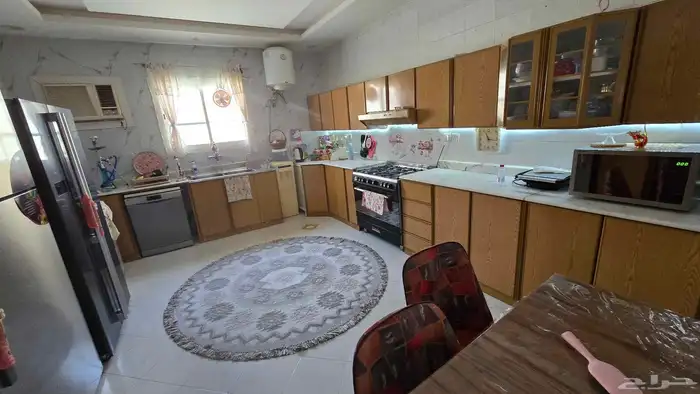 مطبخ واسع للبيع 0
