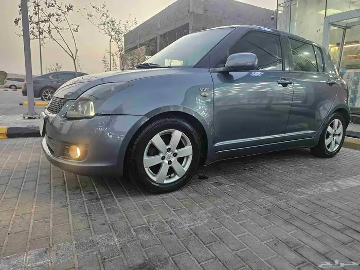 سوزوكي سويفت 2009 3