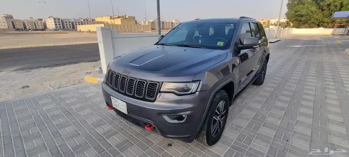 جراند شيروكي تريل هوك 5