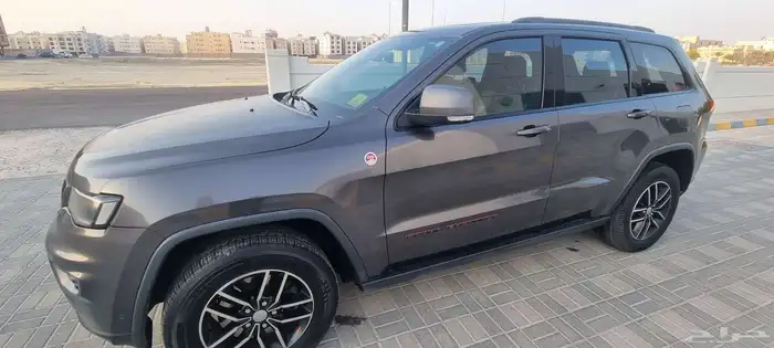 جراند شيروكي تريل هوك 3