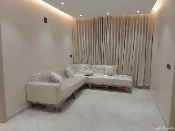 مفروشات الرياض  تفصيل جميع انواع الكنب والجلسات الارضي والس 8