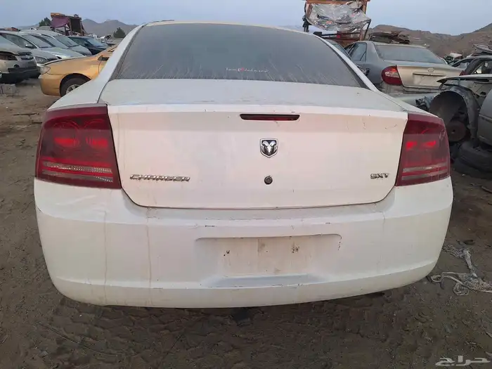 دوج تشارجر موديل 2006 6 سلندر قطع غيار تشليح 2