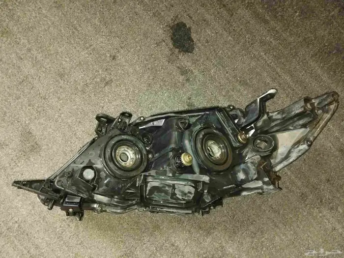 للبيع شمعة كورولا 2008-2010 3