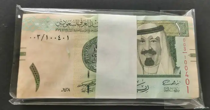 ربطة ريال الملك عبدالله رحمه الله تقسيم ثلاثه 0