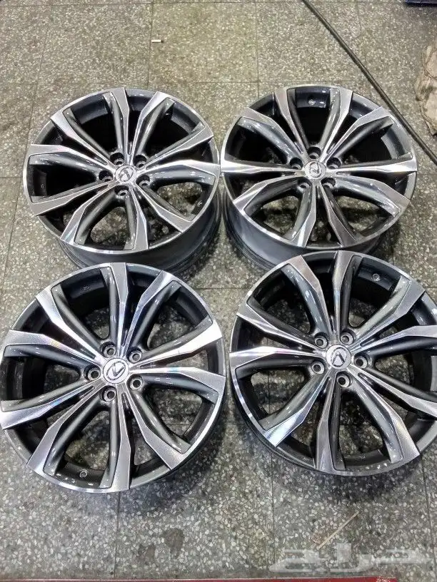 جنوط لكزس اصلي وكاله RX مقاس 20 6