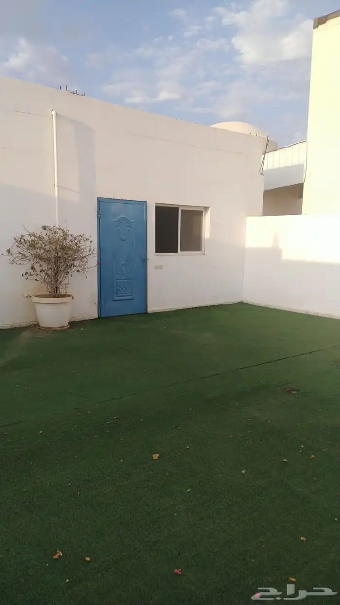 ملحق للإيجار حي الدفاع 4