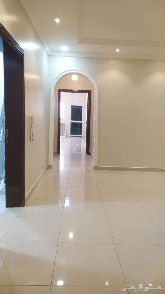 ملحق للإيجار حي الدفاع 8