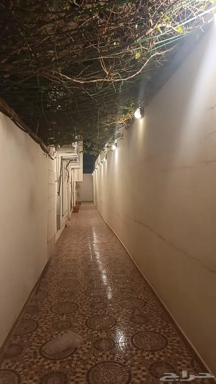ملحق للإيجار حي الدفاع 3