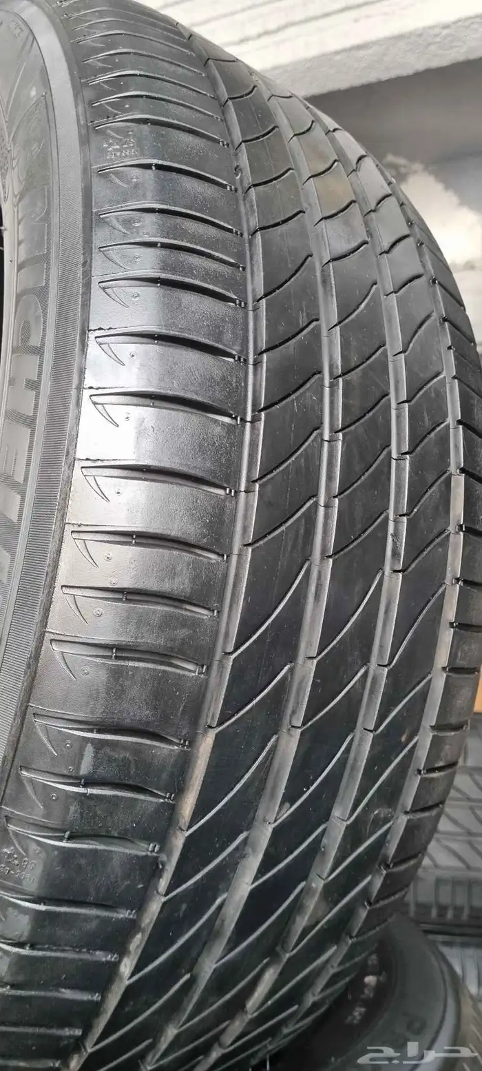 4طقم كفرات مستخدم نضيف ميشلان مقاس الكفرات 215 55 17 6
