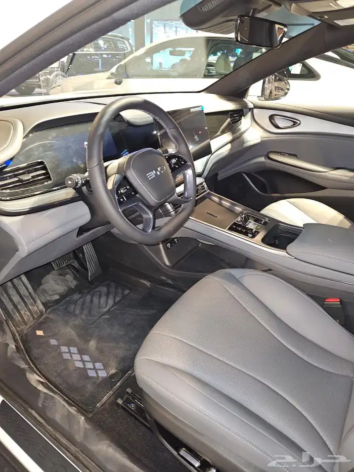 بي واي دي سيل 7 2025 أعلى المواصفات بسعر اسطووري للكاش وتقسي 13