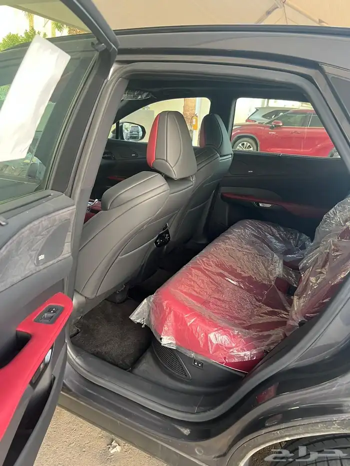 لكزس RX500 2024 14