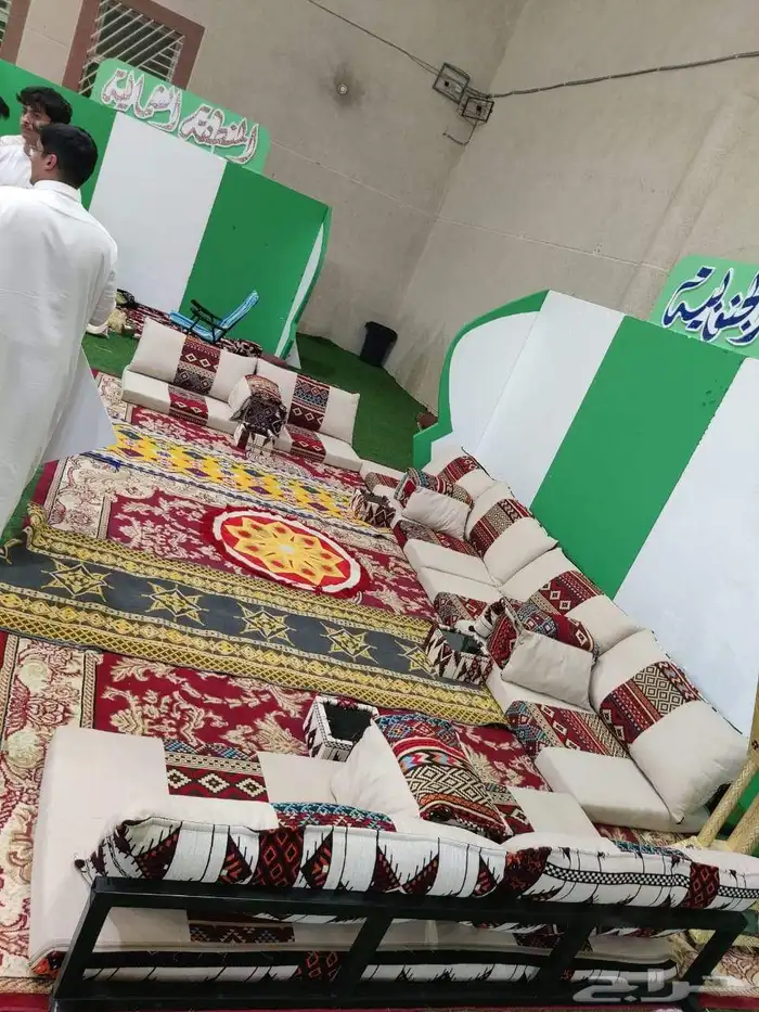 تاجير طاولات الطعم كراسي بانواعها سماعات جلسات 0