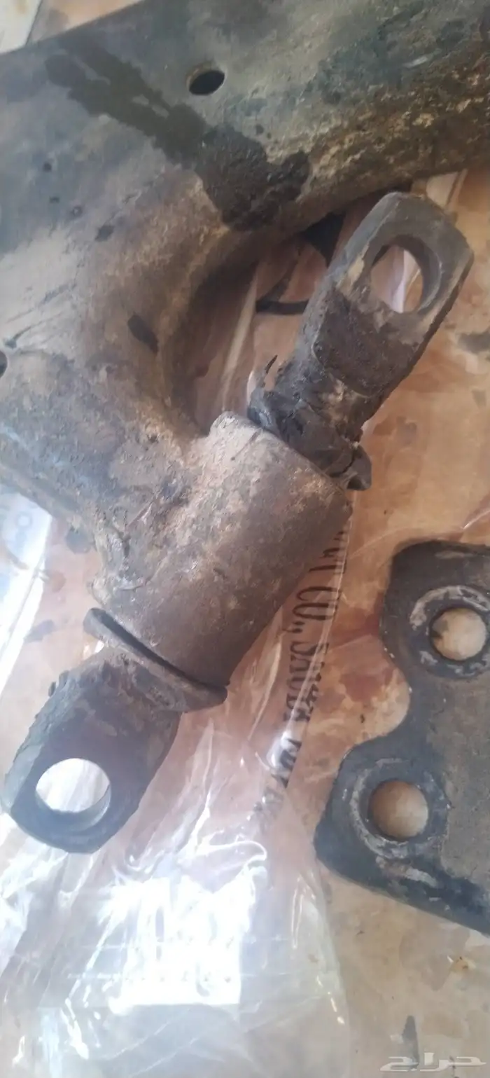 قطع غيار جيلي اي سي 8 مديل 2012 1