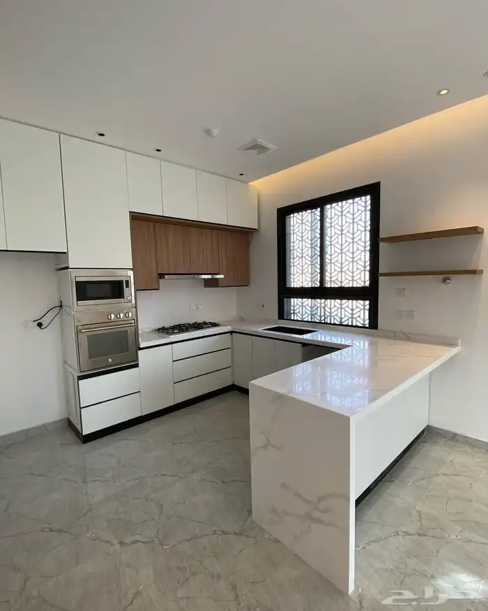 تشكيلات واسعة من خزائن مطابخ المودرن اخر صيحة 0