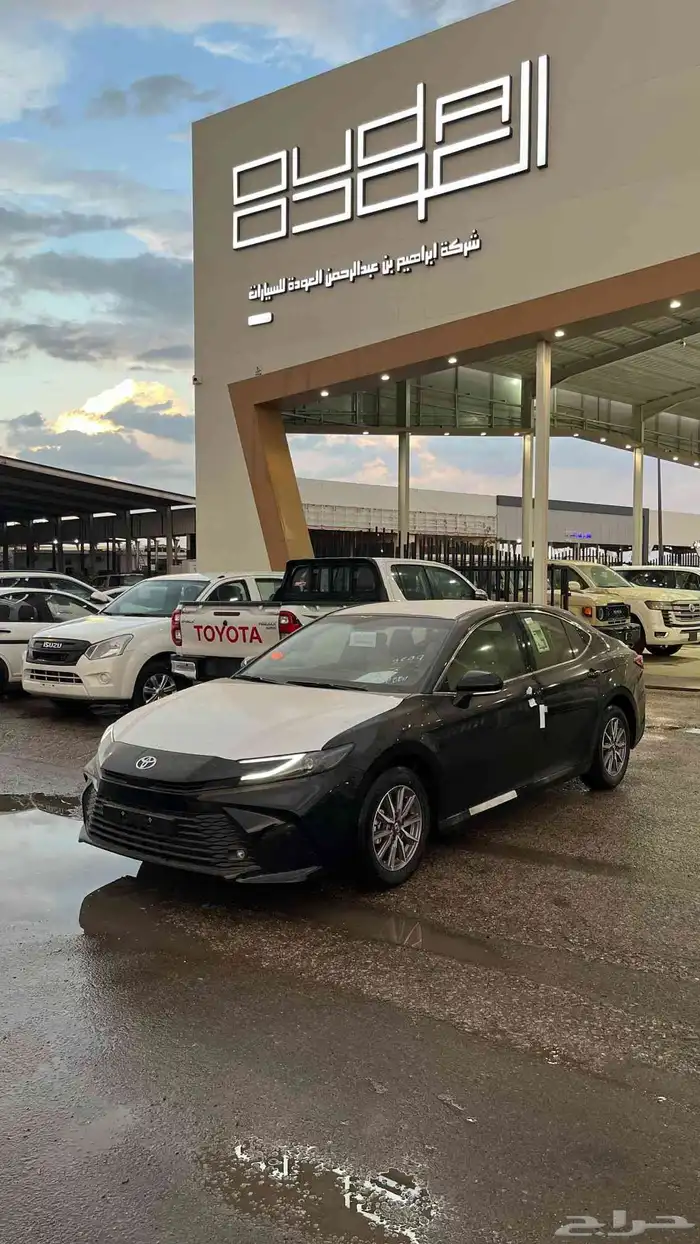 تويوتا كامري E 2025 0