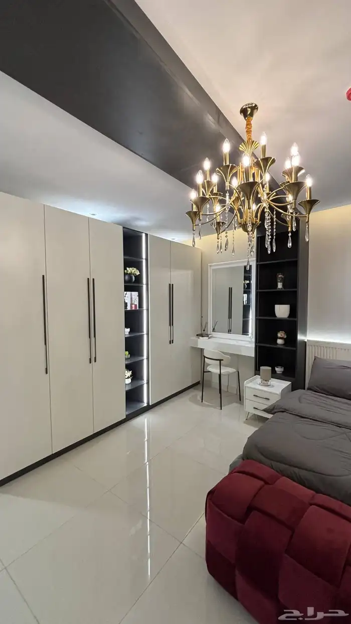 شقق تمليك مكونه من 5غرف 4