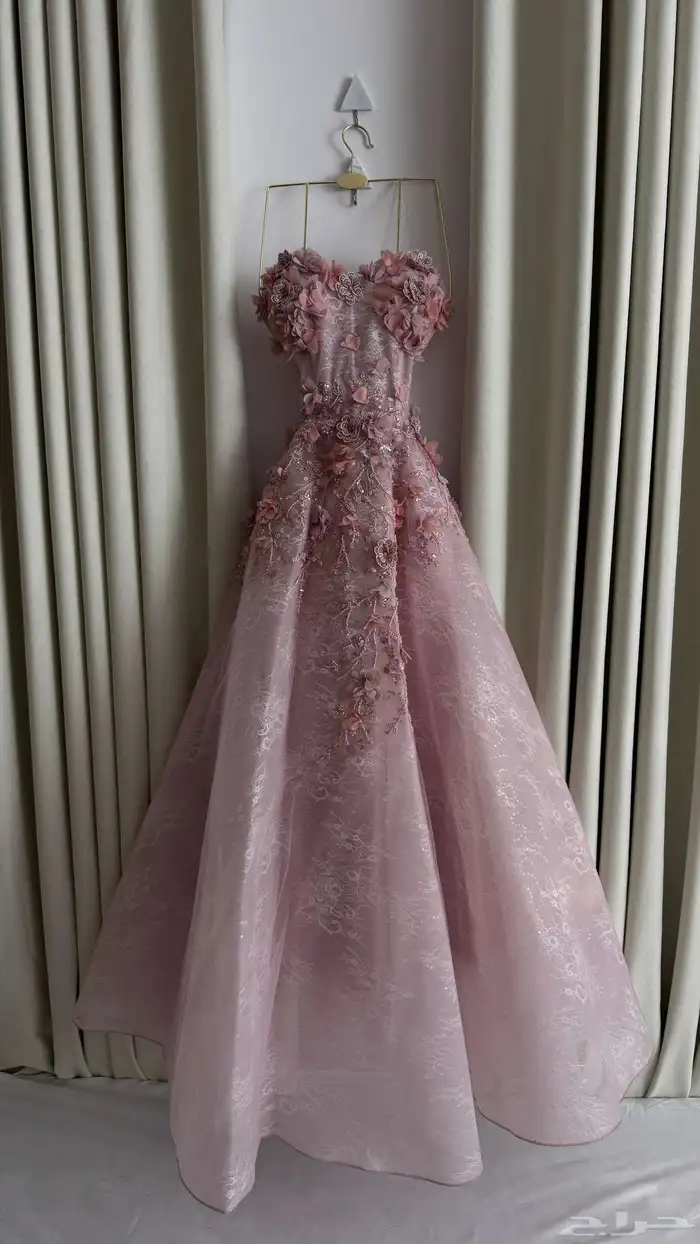 فساتين سهرات و مناسبات فاخرة جدآ تصويرنا الشخصي 22