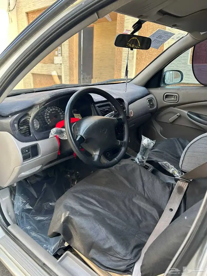 صني نيسان 2001 8