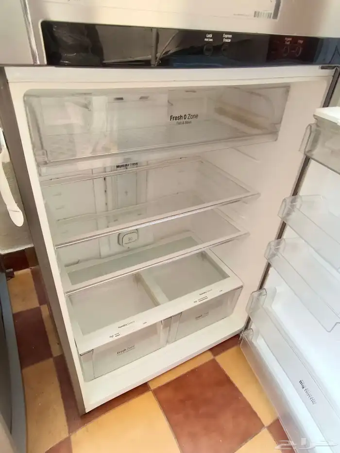 ثلاجة LG كبيرة 6