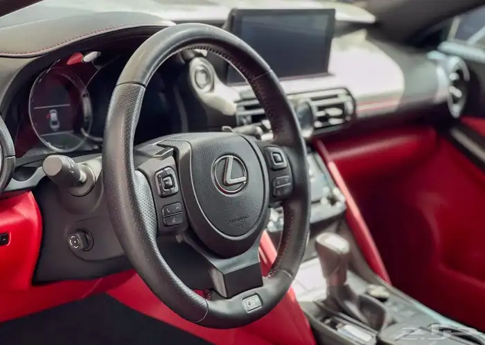 2025 Lexus IS 300 F SPORT 9
