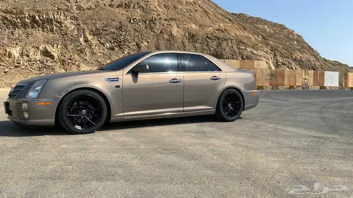 كاديلاك STS 3