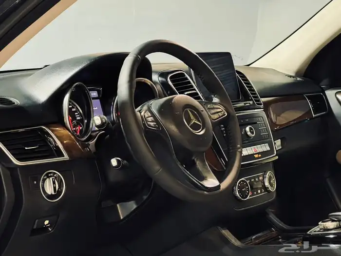 مرسيدس 2016 GLE400 بحاله ممتازه 15
