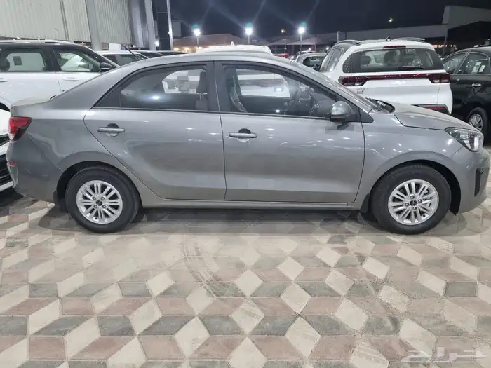 كيا بيجاس ستاندر 2025 10