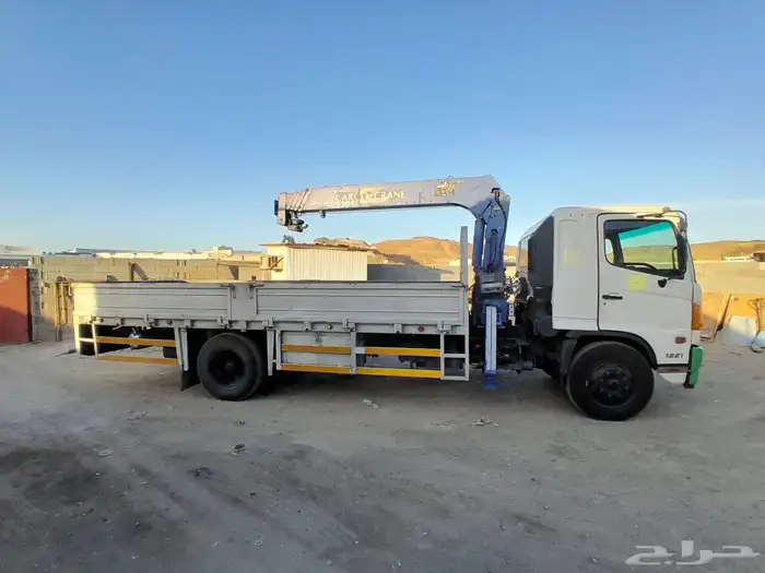 Rent a boomtruck للايجار وينش 2