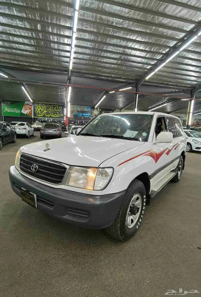 تايوتا جيب لاندكروزر الموديل 1999 4