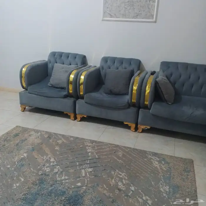 كنب صاله 5قطع  طاوله شاشه  غرفه نوم بدون سرير شاشه  ثلاجه 6