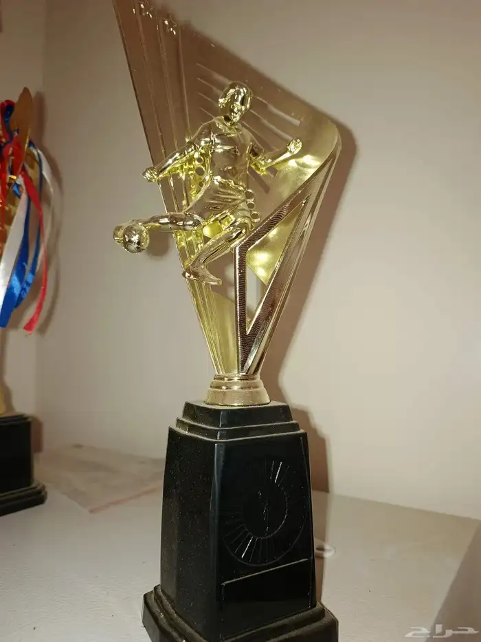 كؤوس رياضيه للبيع 0