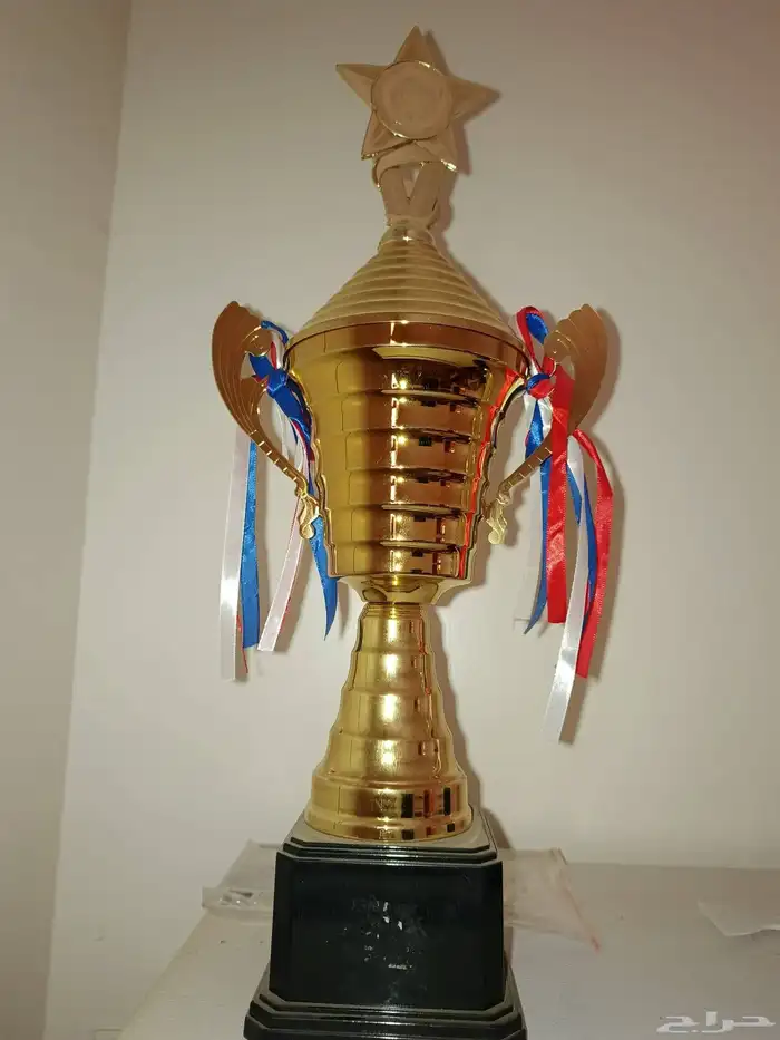 كؤوس رياضيه للبيع 1