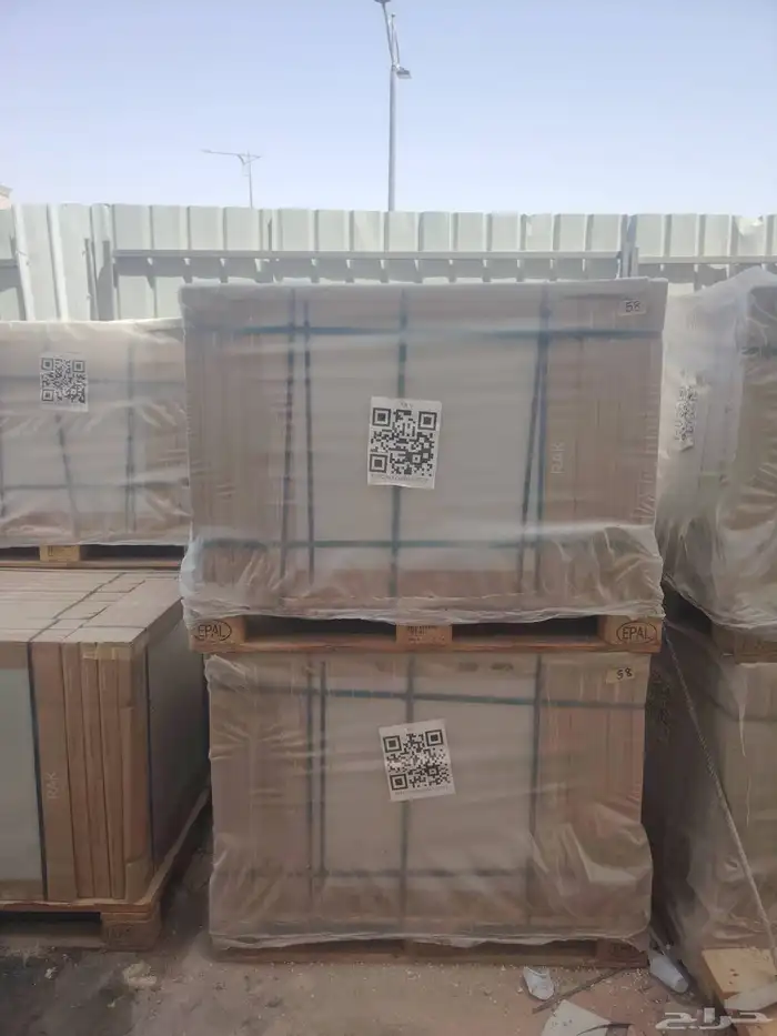 للبيع في حي النرجس الرياض بلاط سيراميك 75 75. 700 متر 1