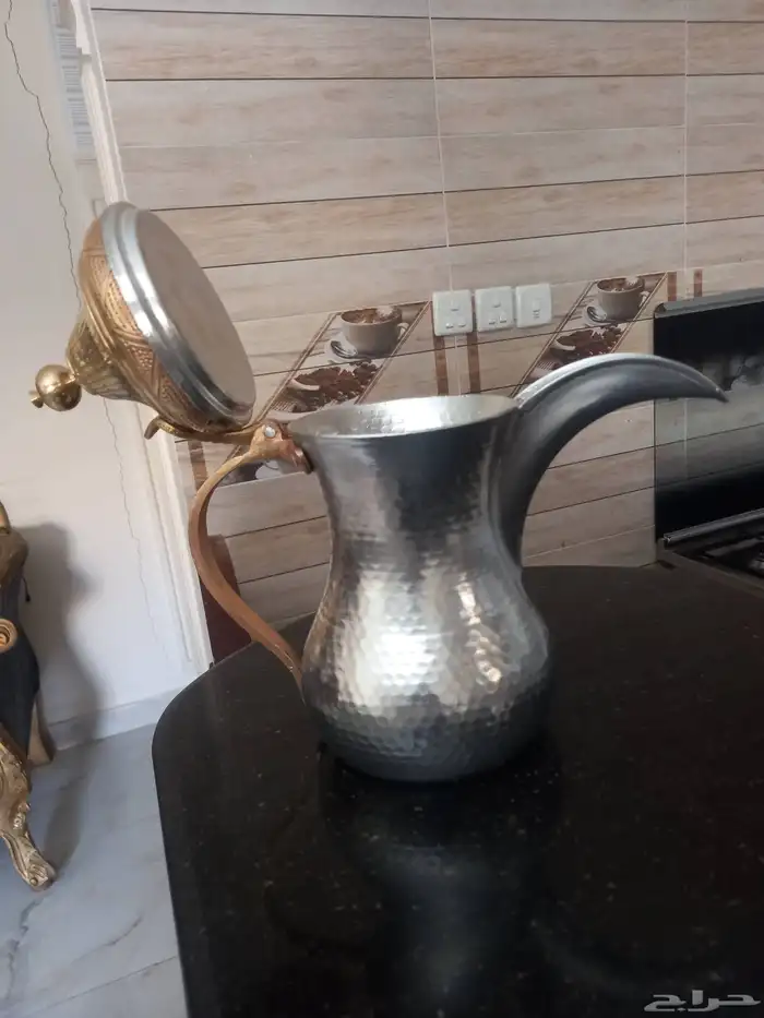 دلة كبيرة تم تجديدها بحالة جيدة نحاس ليس بها اى خراب 1