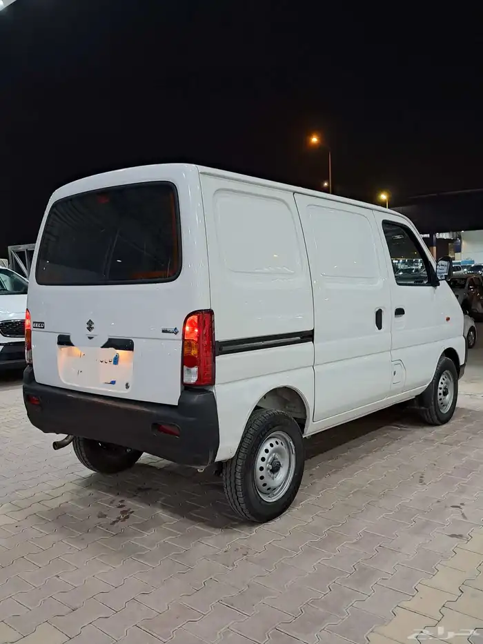 سوزوكي ايكو الموديل 2025 6