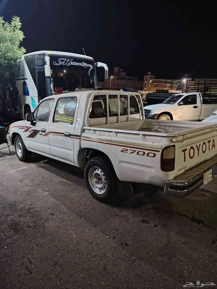 هايلوكس 2000 1
