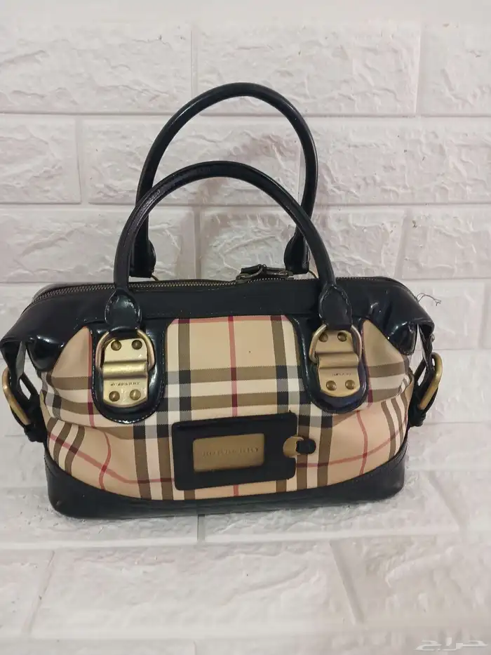 شنطه بربرى اصلى حجم وسط 0