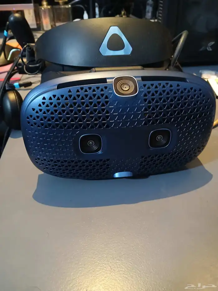 نظارة الواقع الافتراضي HTC vive cosmos 0