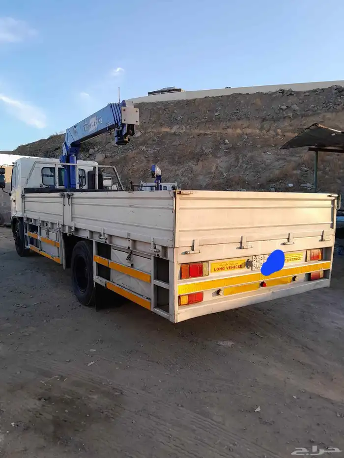 Rent a boomtruck للايجار وينش 1