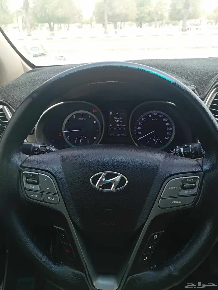 للبيع هيونداي سنتافي 2016 9