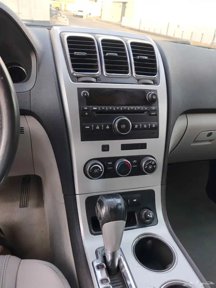 اكاديا GMC 2011 1