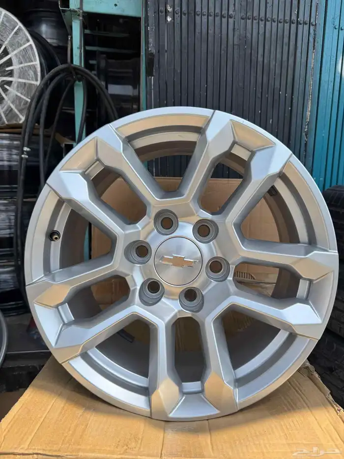 جنوط سلفرادو اصلي وكالة مقاس 18 0