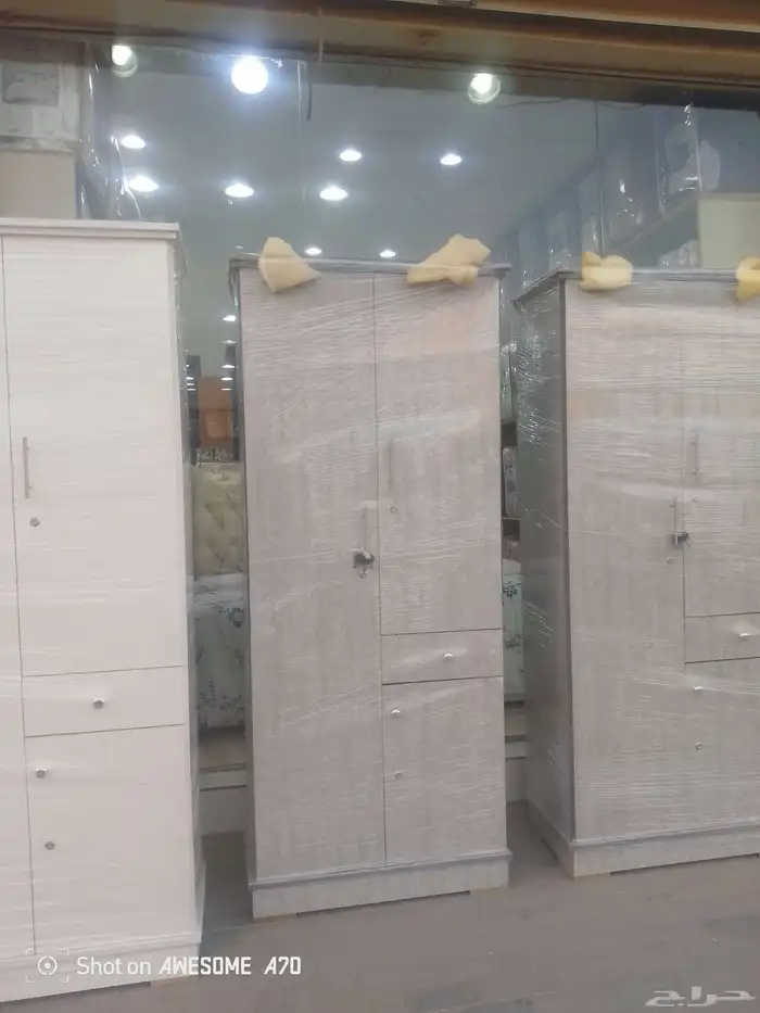 لدينا دوليب ولدينا جميع المديلات الاسيراه التصميم الذي تبي 0
