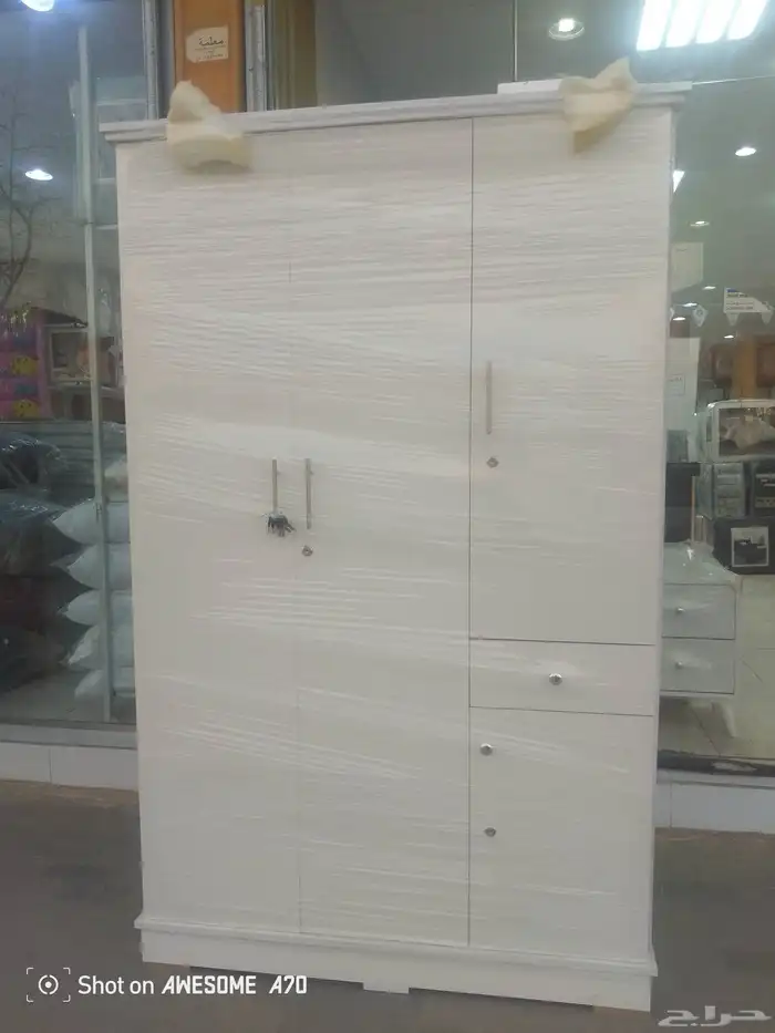 لدينا دوليب ولدينا جميع المديلات الاسيراه التصميم الذي تبي 1