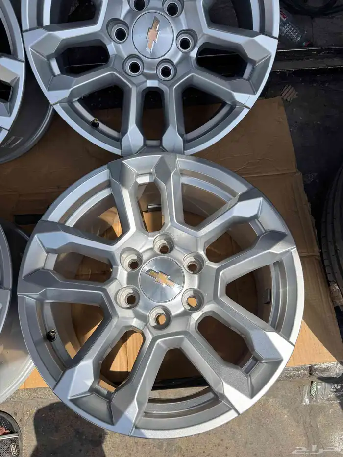 جنوط سلفرادو اصلي وكالة مقاس 18 4