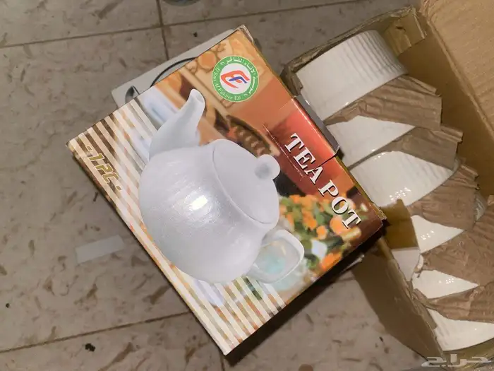 أواني منزليه و مطعم للبيع جديده بكرتونها 8
